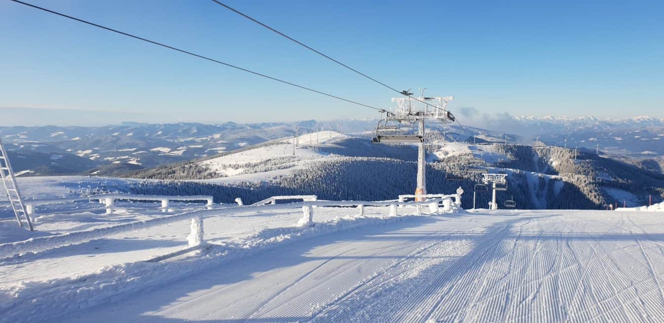 Schnee auf den Pisten in Stuhleck (c) Stuhleck