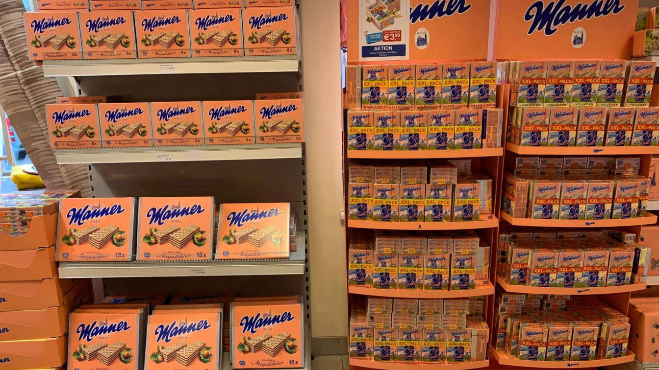 (c) Lisa Oberndorfer | 1000things Manner Shop Wien