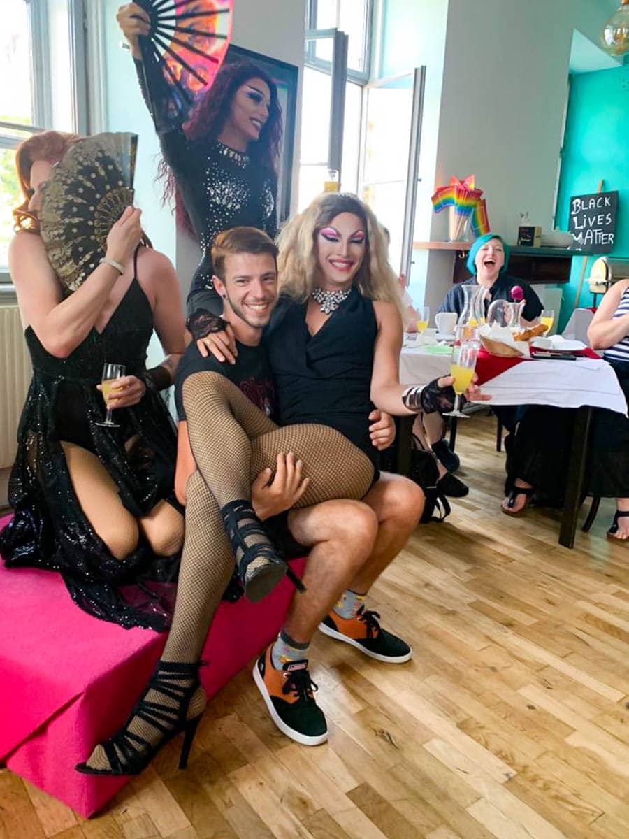 Queens Brunch