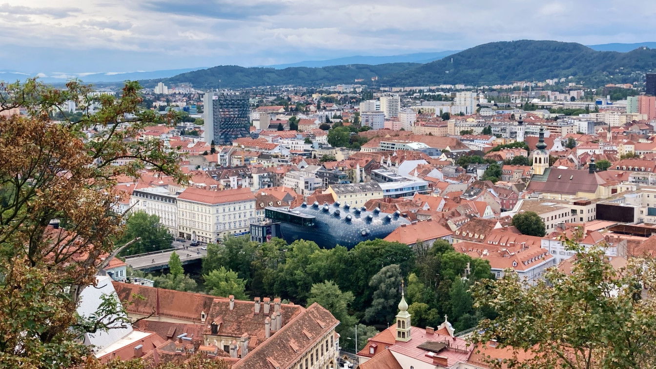 (c) Alissa Hacker | 1000things Ausblick auf Graz