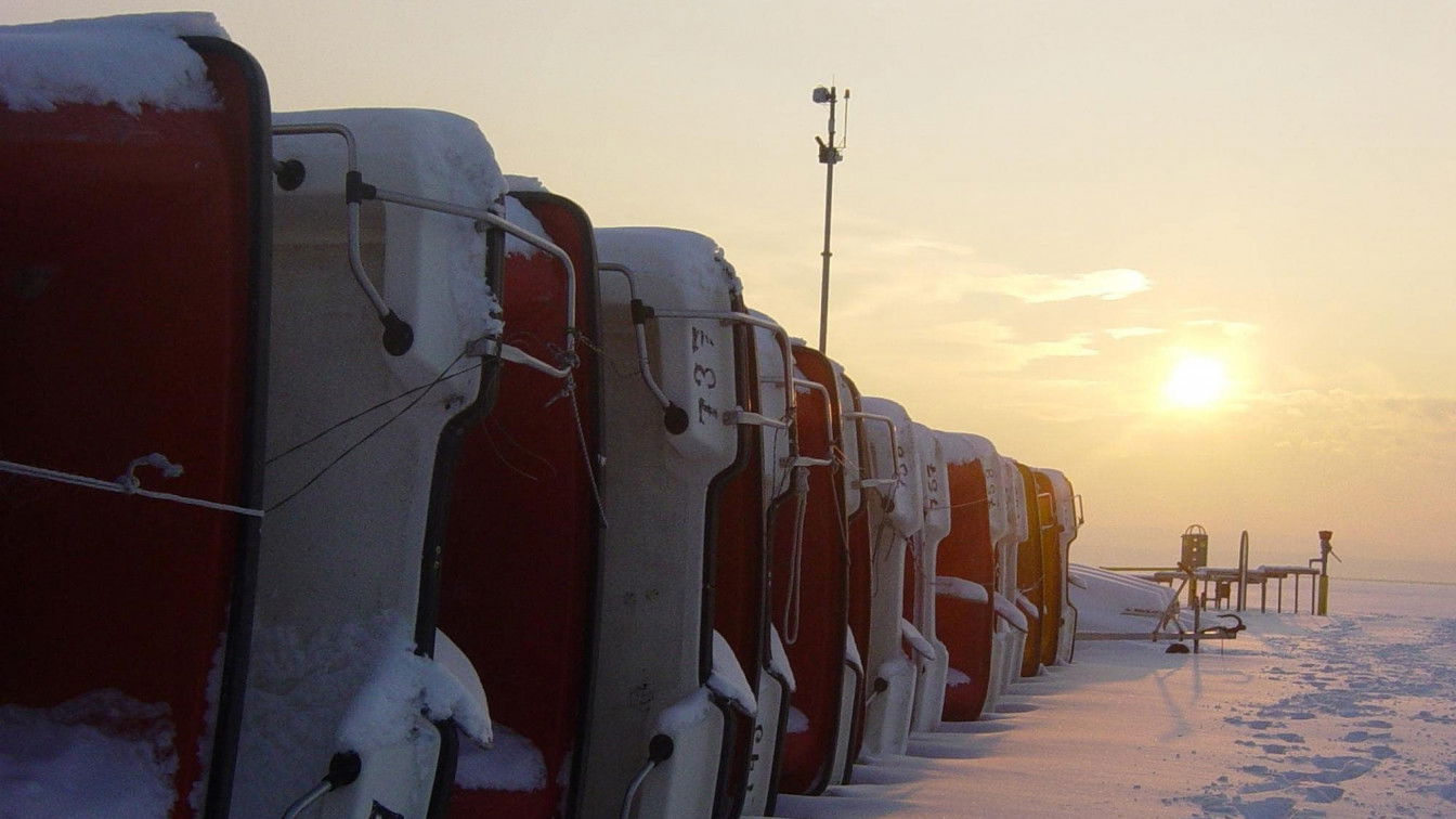 https://pixabay.com/de/photos/illmitz-neusiedlersee-winter-boote-2946412/ Winterspaziergänge Burgenland