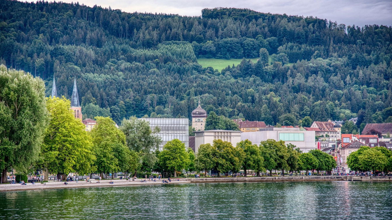 https://pixabay.com/de/photos/bregenz-bodensee-martinsturm-4460383/ Vorarlbergisch Quiz