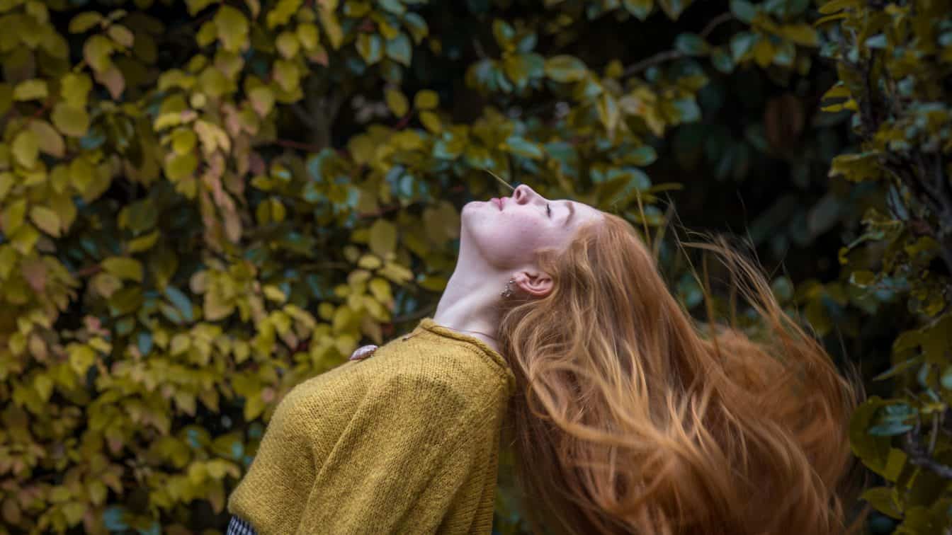 https://unsplash.com/photos/fj3d4_w5N8A Rothaarige