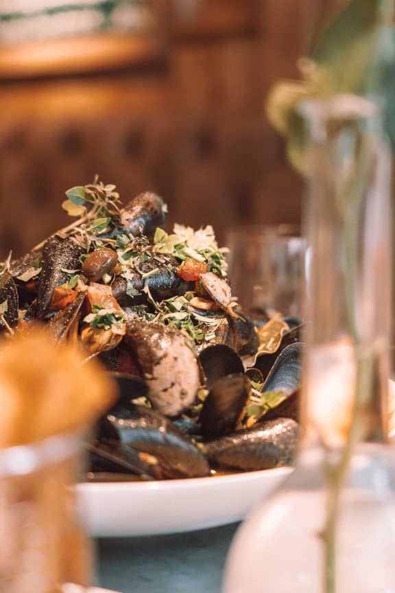 französisch-belgische Schmankerln in der Brasserie Petrus, Sponsored (c) Manuel Hahn | 1000things 
