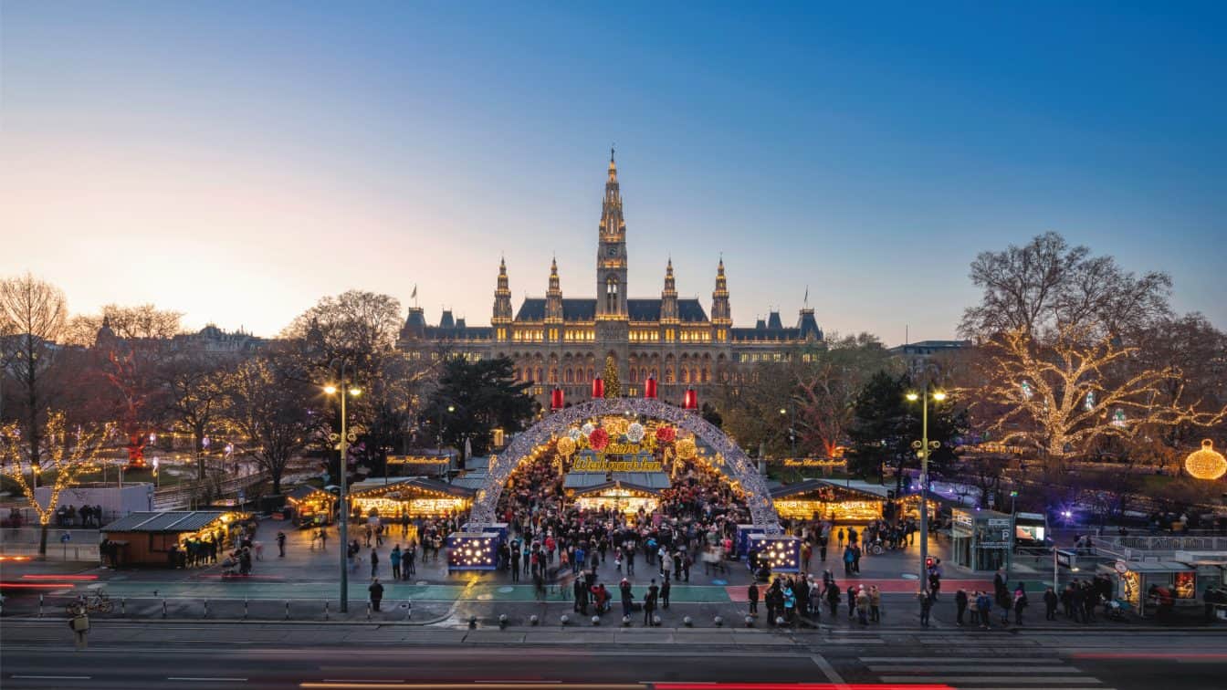 Christkindlmarkt Rathausplatz