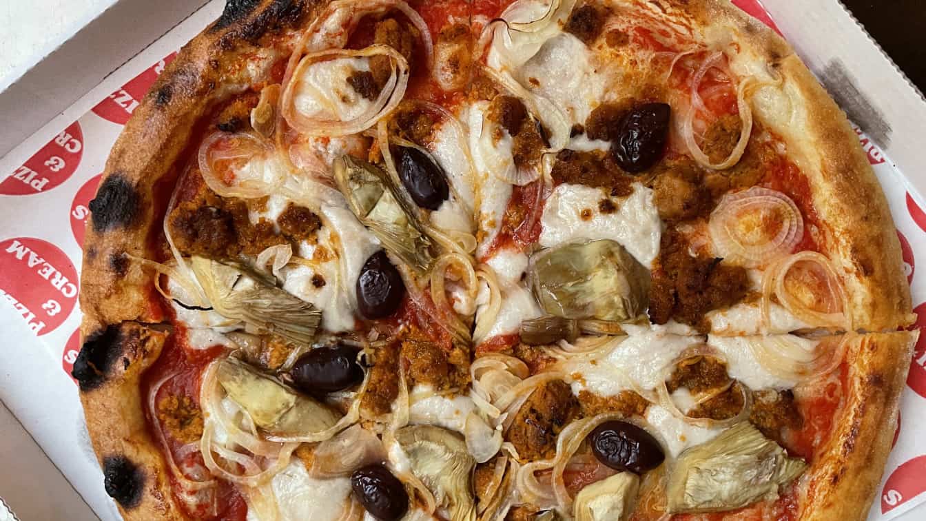 Pizzis and Cream (c) Lisa Oberndorfer | 1000things Pizzis and Cream vegane Pizza