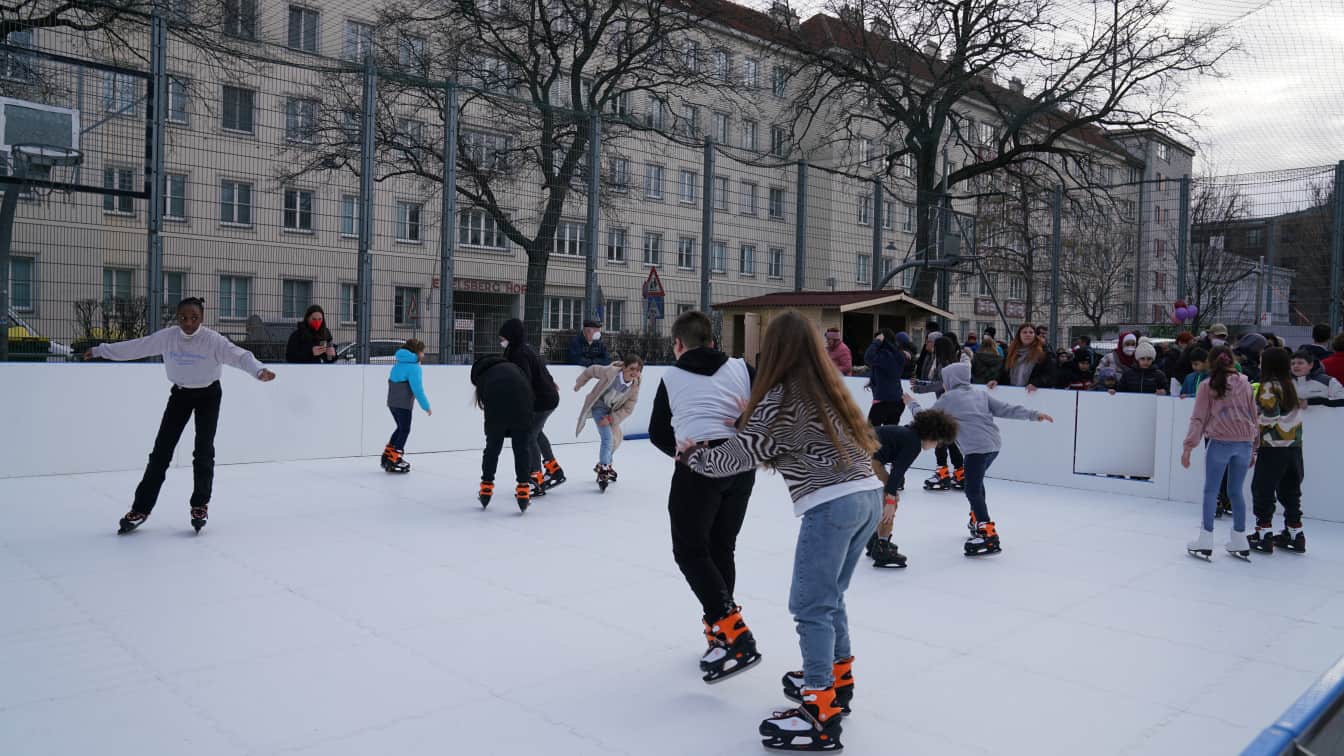 Eislaufplatz Bacherpark (c) Magdalena Blecha Eislaufplatz Bacherpark (c) Magdalena Blecha