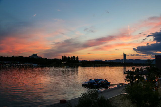CopaBeach an der Donau in Wien: Maximale Urlaubsstimmung und hipper Gastro-Mix, 1210 & 1220