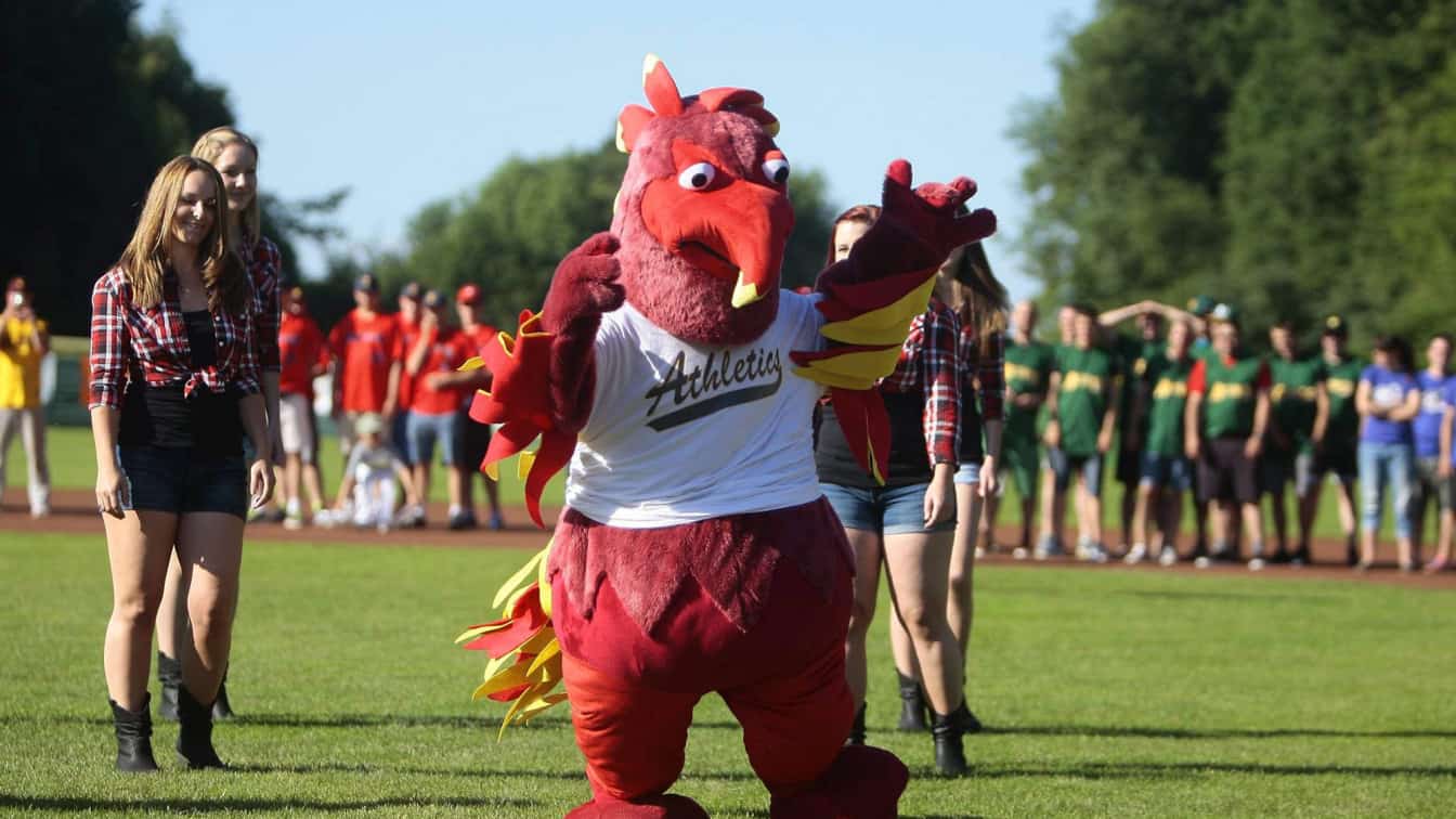 Finkstonball der Attnang Athletics (c) Sylvia Libiseller Hausruckviertel