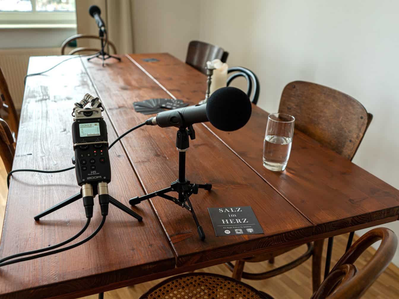 Pressefoto zum Podcast Salz im Herz (c) Stoltenberg