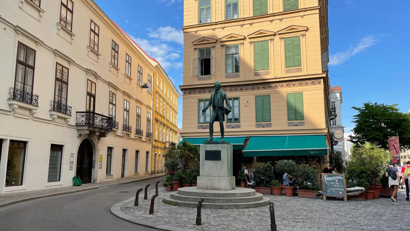 (c) Lisa Oberndorfer | 1000things Das Ramasuri in der Praterstraße