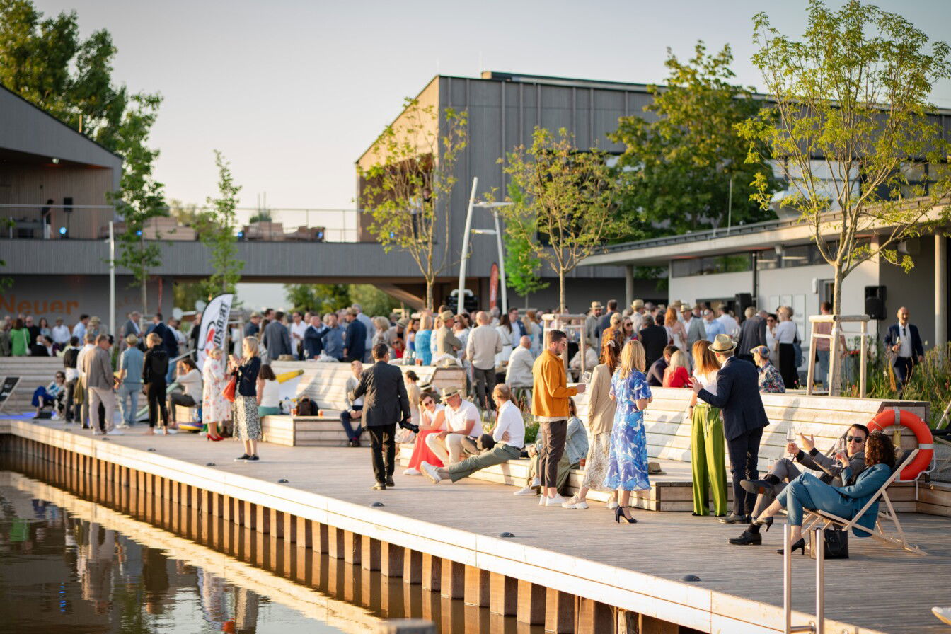 Neuer Strand Neusiedler See Terrasse