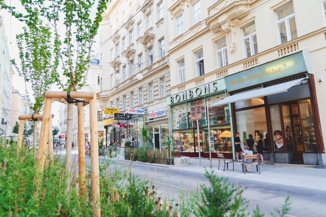 Neubaugasse Wien, Flanieren und Bummeln in der Neubaugasse