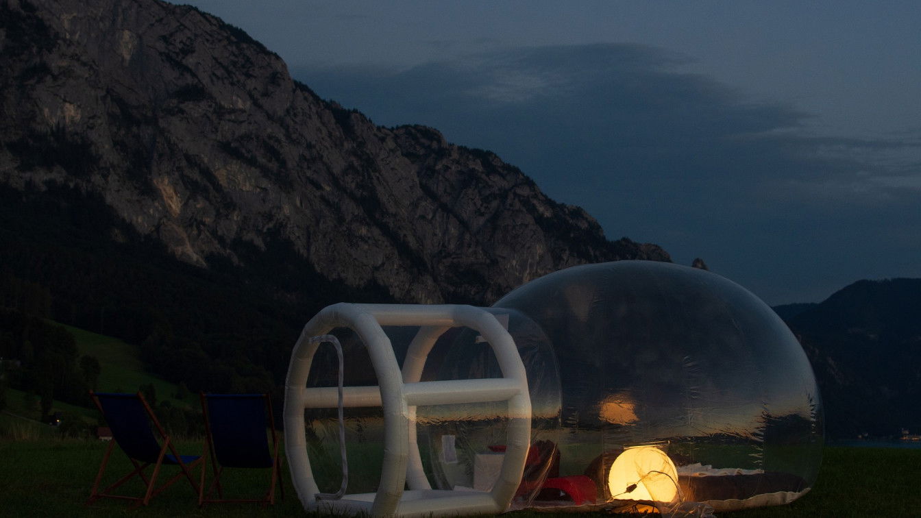 (c) Pixabay Bubbletent