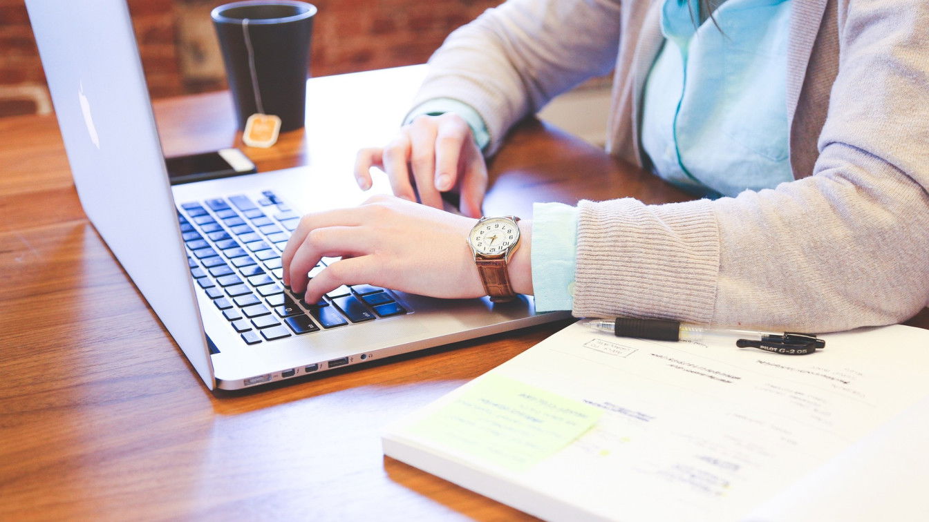 (c) Pixabay Arbeit Laptop Homeoffice