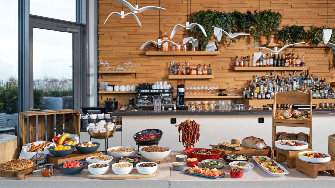 (c) Tony Gigov Photography Aurora Rooftop Bar Brunch