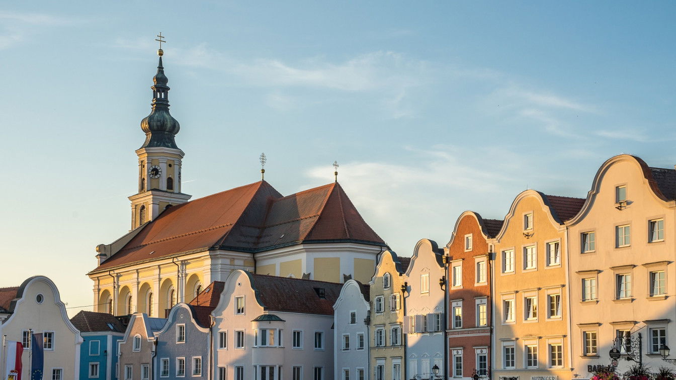 (c) Pixabay Häuserkulisse in Schärding