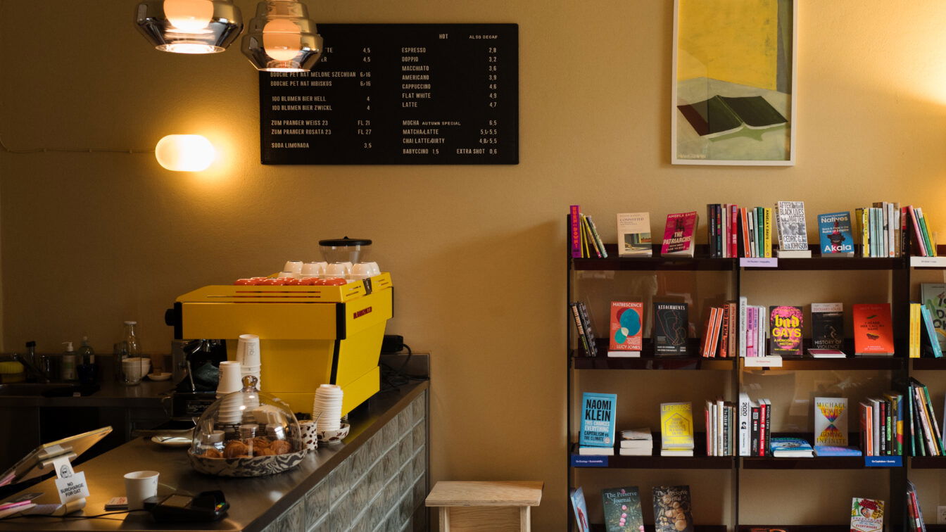 (c) Valentin Lilgenau Hafi Books +. Coffee