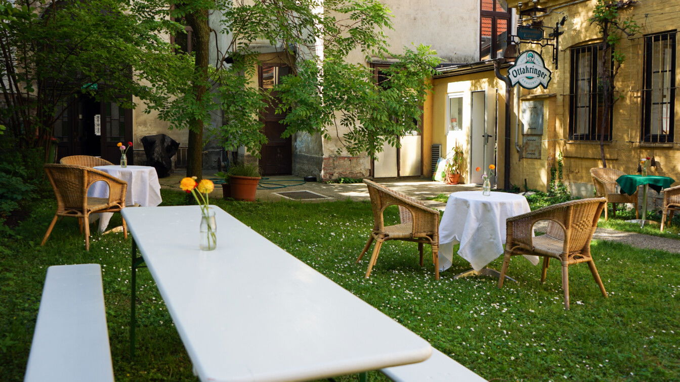(c) frei Yoga & Café Frei Yoga Cafe Wien Gastgarten