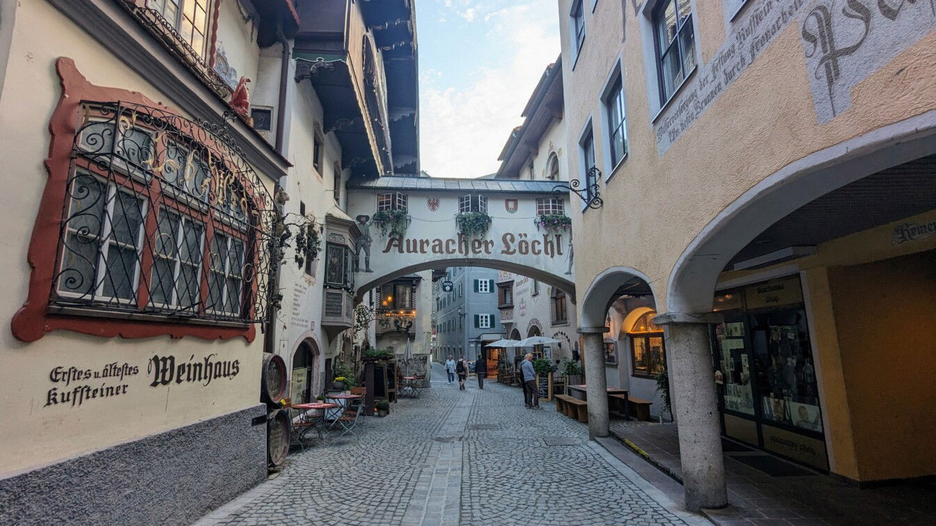 (c) Michael Simmer | 1000things Auracher Loechl Kufstein