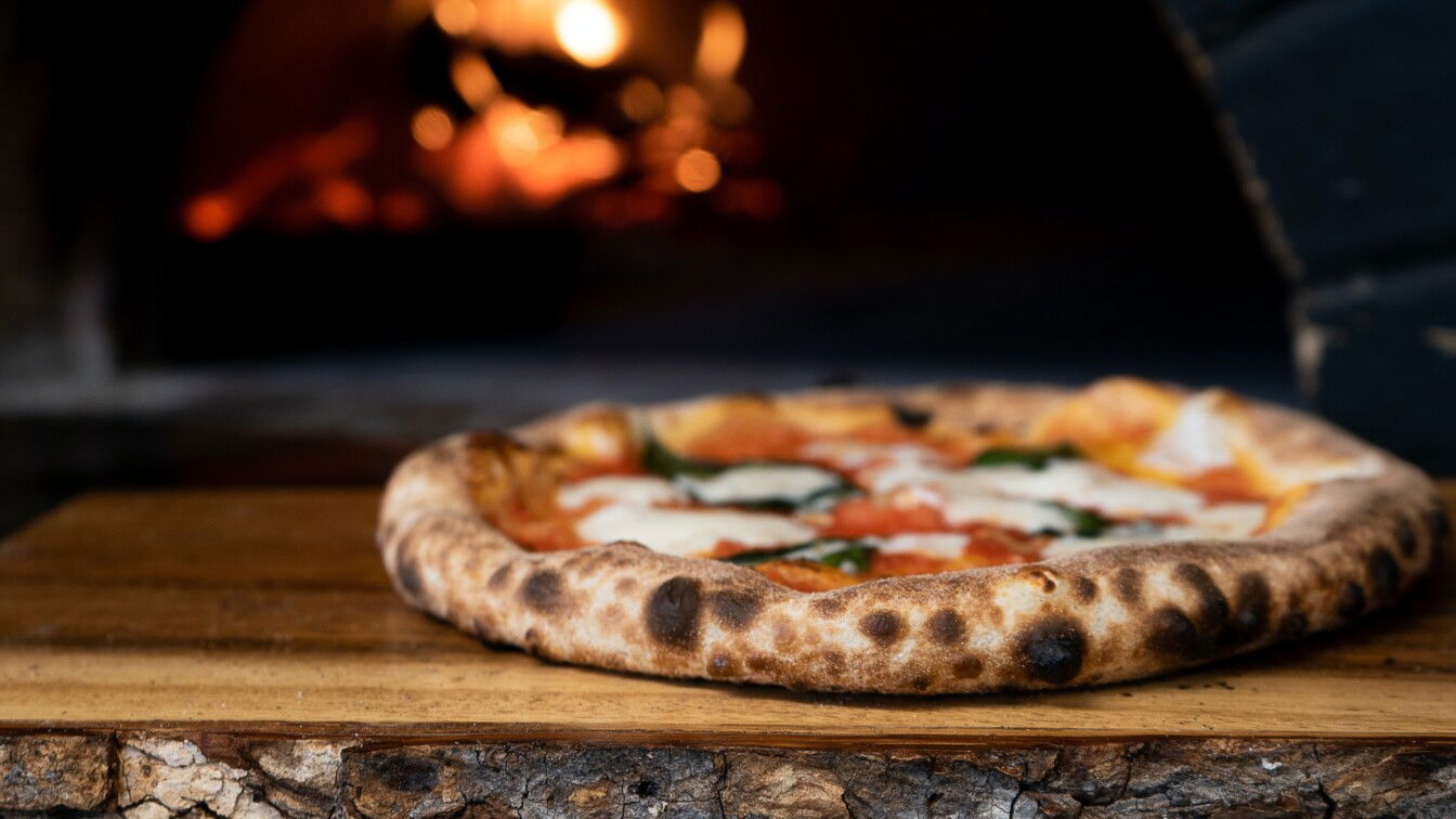 Pizza Pizzaofen Kulinarik Food Restaurants
