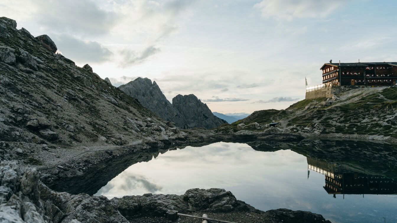 TVB Osttirol | Strauss Sam Karlsbaderhütte, Lienzer Dolomiten