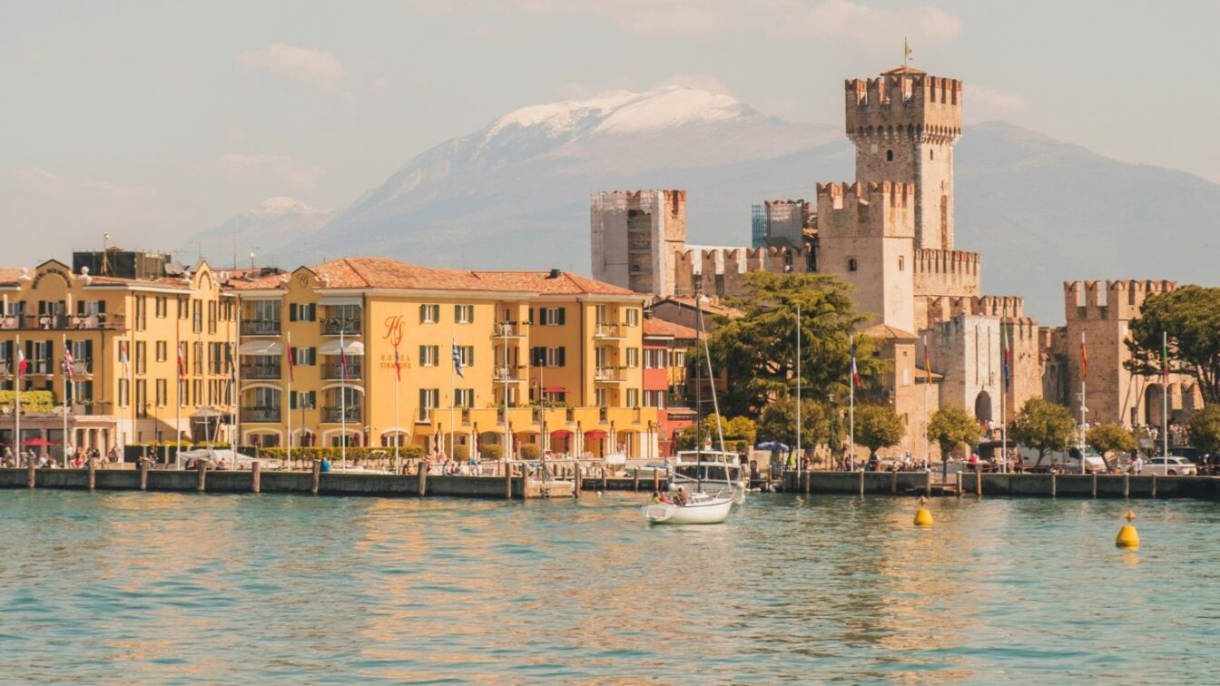 (c) Julia Solonina | Unsplash Sirmione Gardasee
