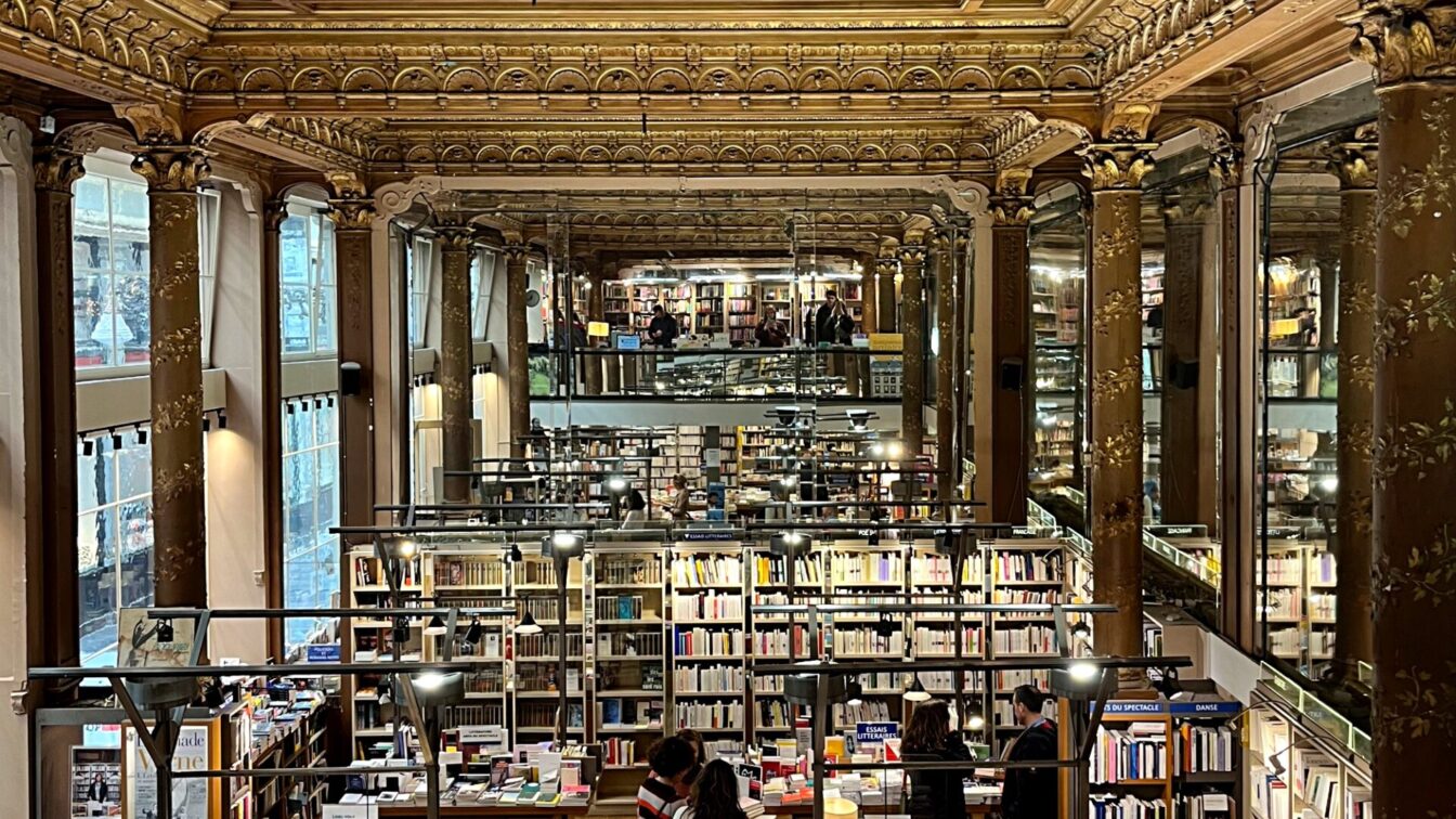 (c) Alissa Hacker | 1000things Die vielleicht schönste Buchhandlung der Welt, Tropismes in Brüssel