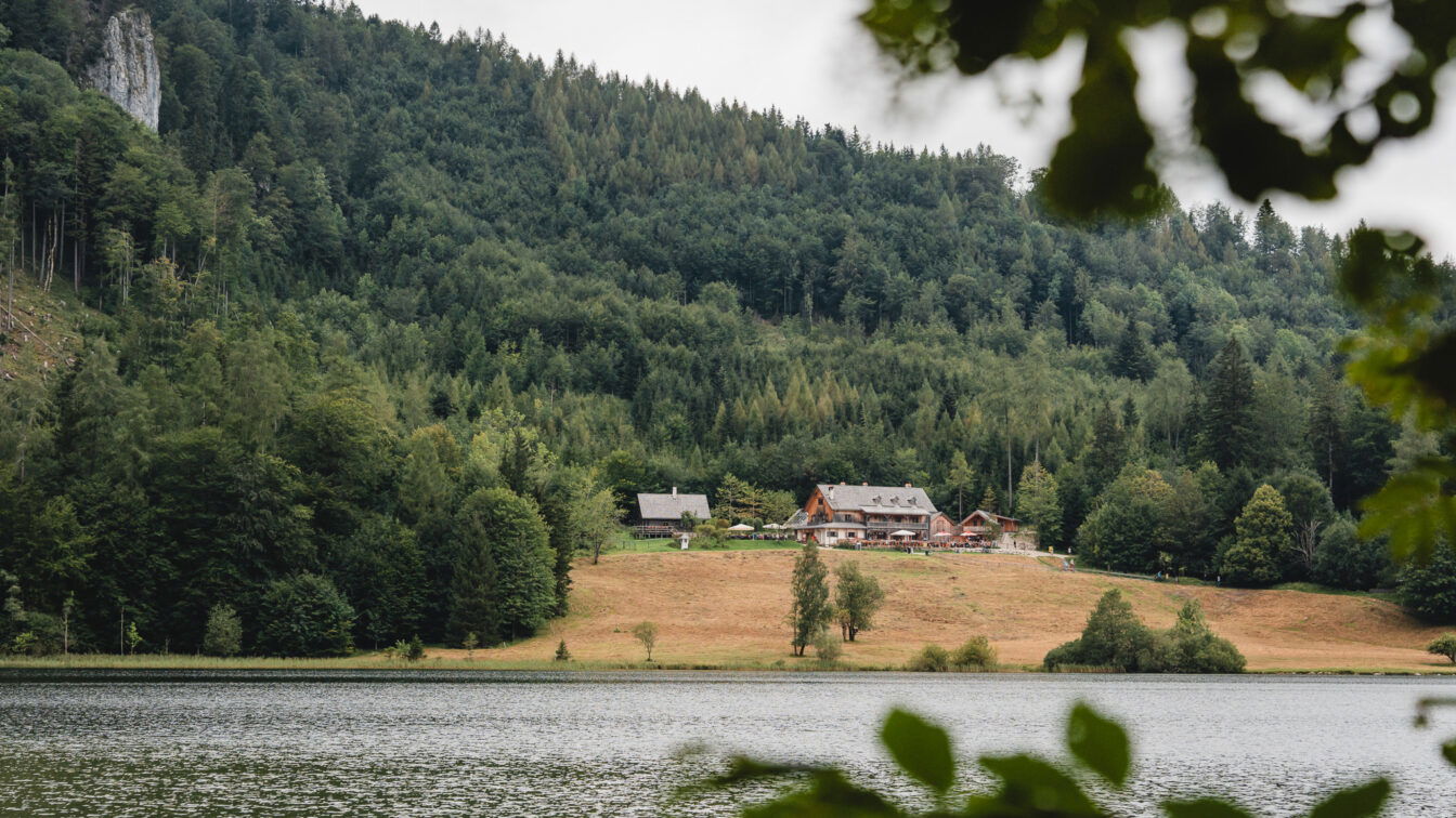 (c) Lilli Wermuth | 1000things Laudachsee mit Blick auf die Ramsaualm