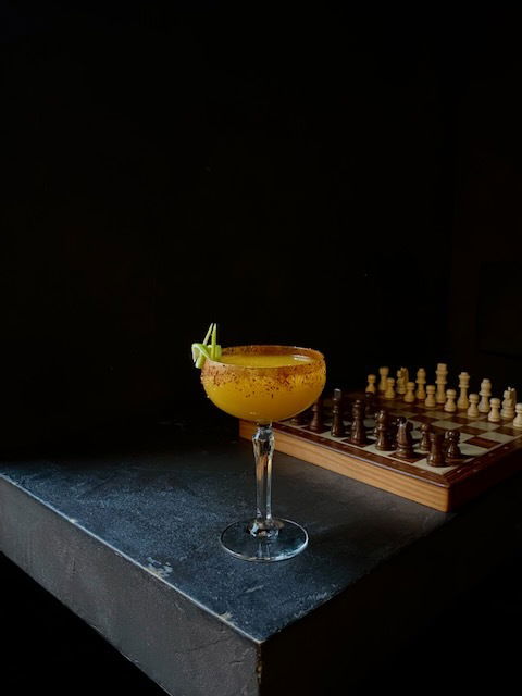 Ein Cocktail der Parfümerie Bar in Wien im 7. Bezirk