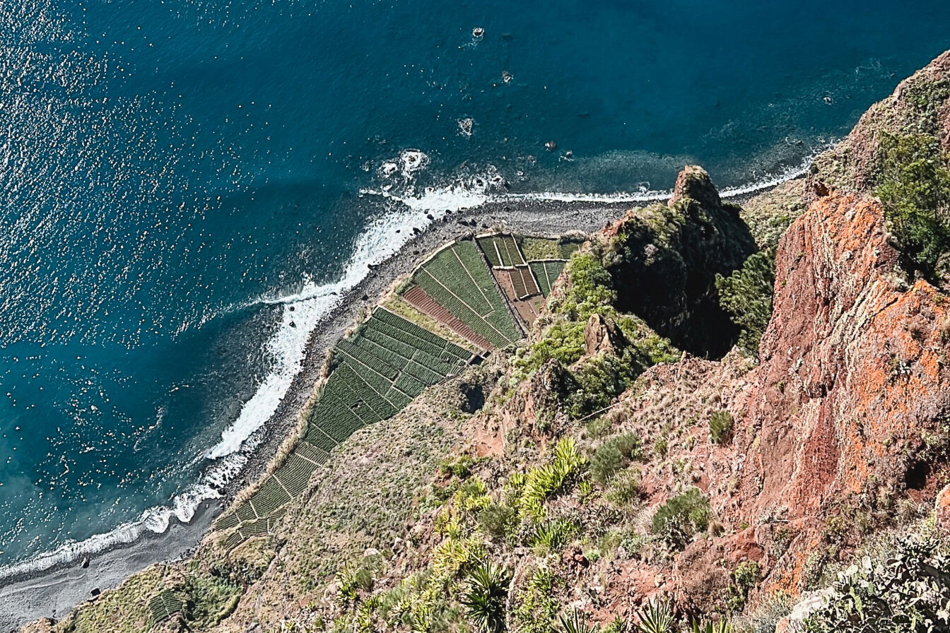 Cabo Girão Skywalk mit Blick aufs Meer
