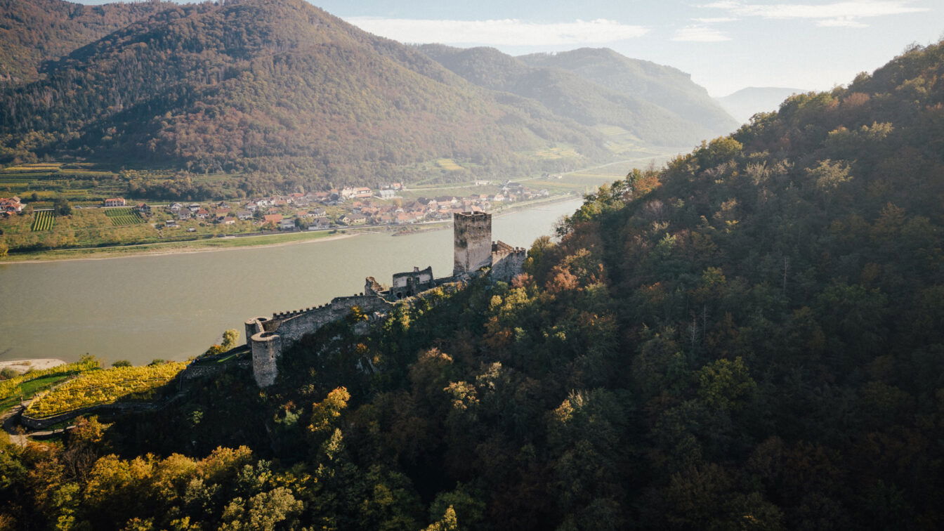 (c) Die Weltbelichterei | 1000things Wachau Burg an der Donau