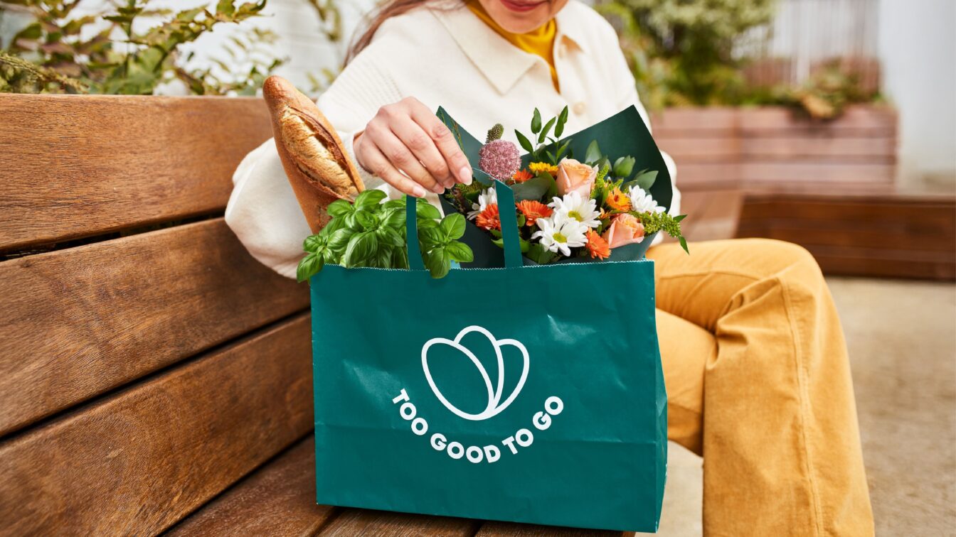 (c) Too Good To Go Blumen retten mit Too Good To Go