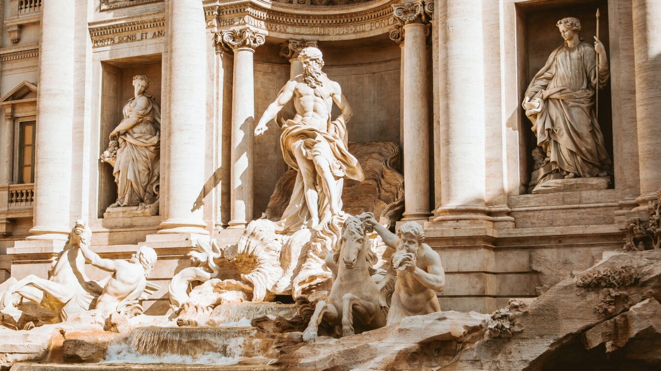 (c) Chris Czermak | Unsplash Trevibrunnen in Rom bei Sonnenschein