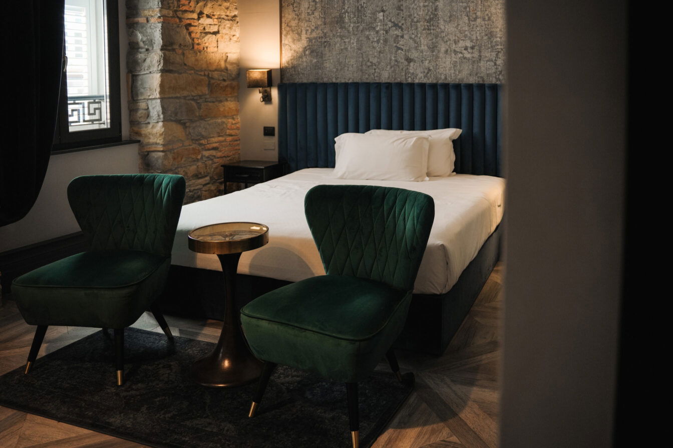 Im Forvm Boutique Hotel in Triest gibt es einfache Doppelzimmer bis hin zu großen Suiten.