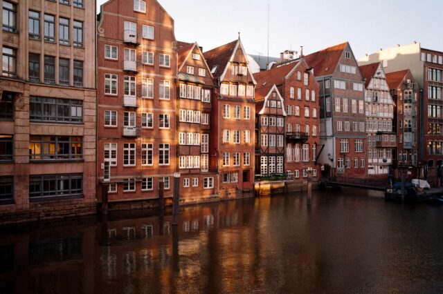 Hamburg Häuser mit Sonnenschein