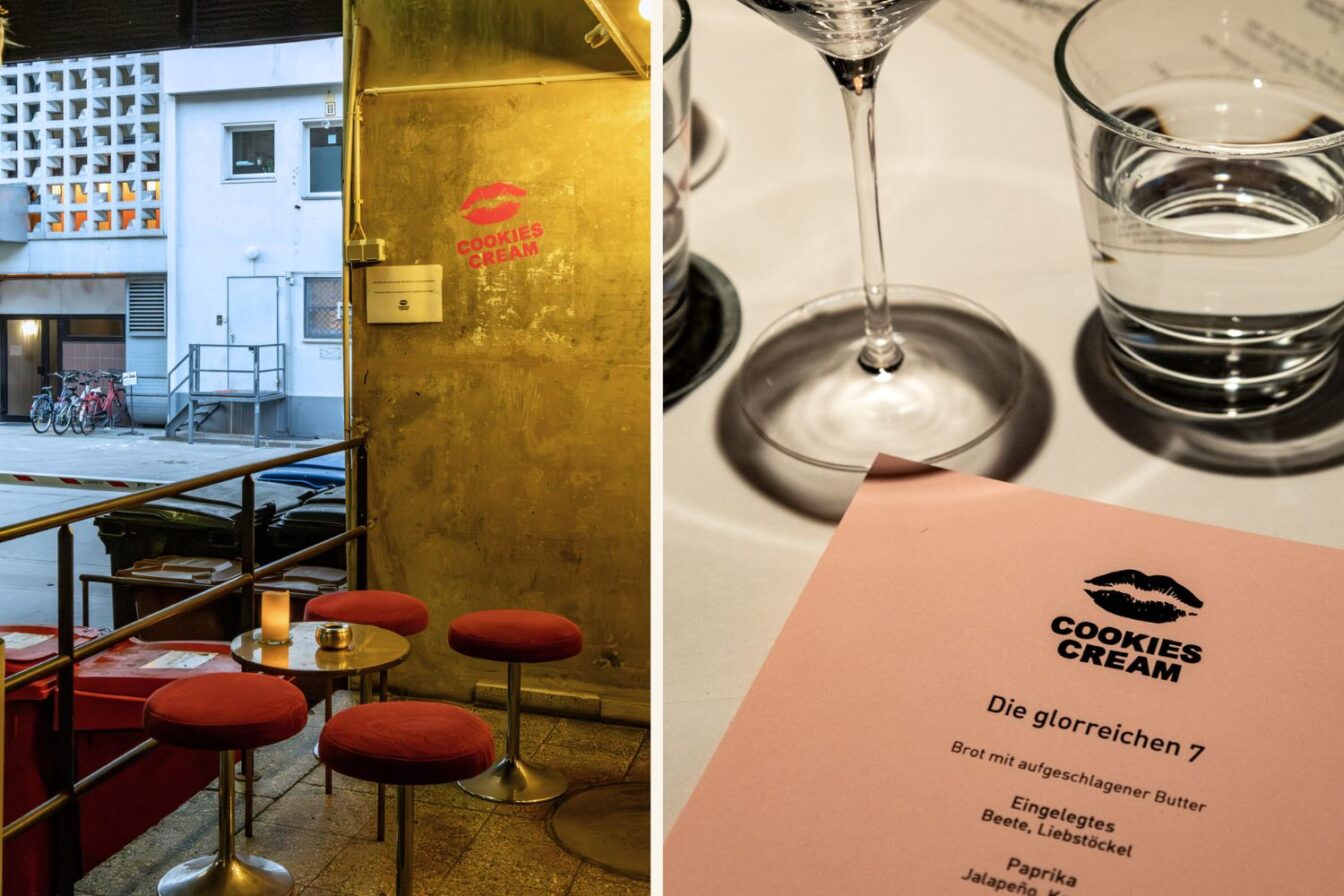 Zweiteiliger Split-Screen: Links der unscheinbare Eingang des Restaurants Cookies Cream in einer Berliner Hinterhofszene mit roten Hockern und schlichter Beleuchtung. Auf der Wand ist ein pinker Kussmund mit dem Logo „Cookies Cream“ zu sehen. Rechts ein stilvoll gedeckter Tisch mit einem Weinglas, Wasserglas und einer Menükarte in Rosa mit dem Titel „Die glorreichen 7“.