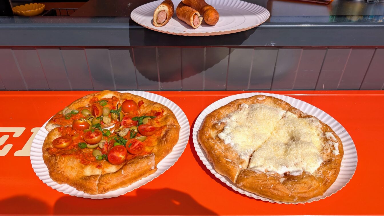 (c) Michael Simmer | 1000things Langos-Variationen von der Langos Bar im Wiener Prater