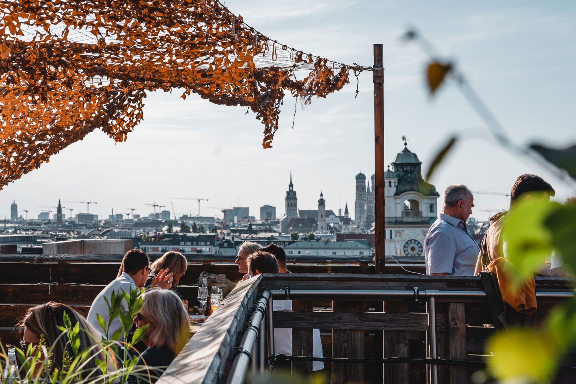 Die 7 schönsten Rooftop Bars in München | 1000things