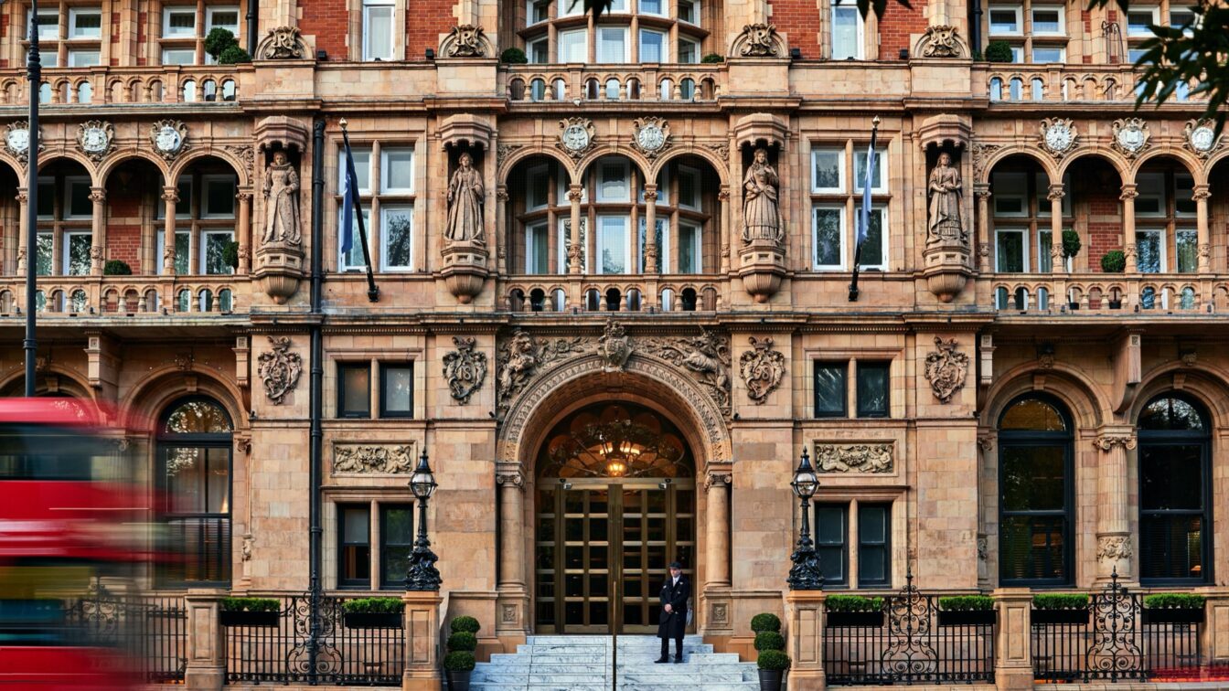 (c) IHG Hotels & Resorts, Kimpton Fitzroy London das historische Hotel Kimpton Fitzroy in London
