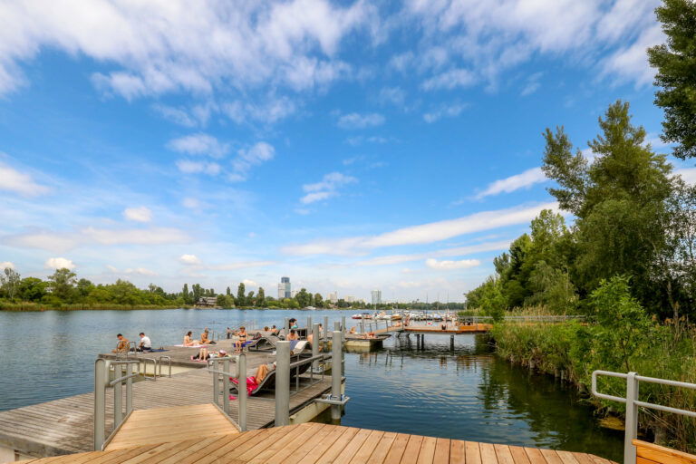 Ort zum Baden in Wien: Neue Stege an der Unteren Alten Donau (2026)
