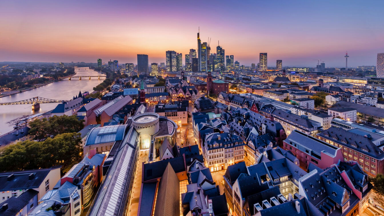 (c) visitfrankfurt | David Vasicek Frankfurt Domblick