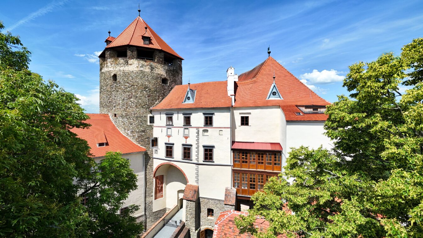(c) Andreas Hafenscher Blick von oben auf die Friedensburg Schlaining.