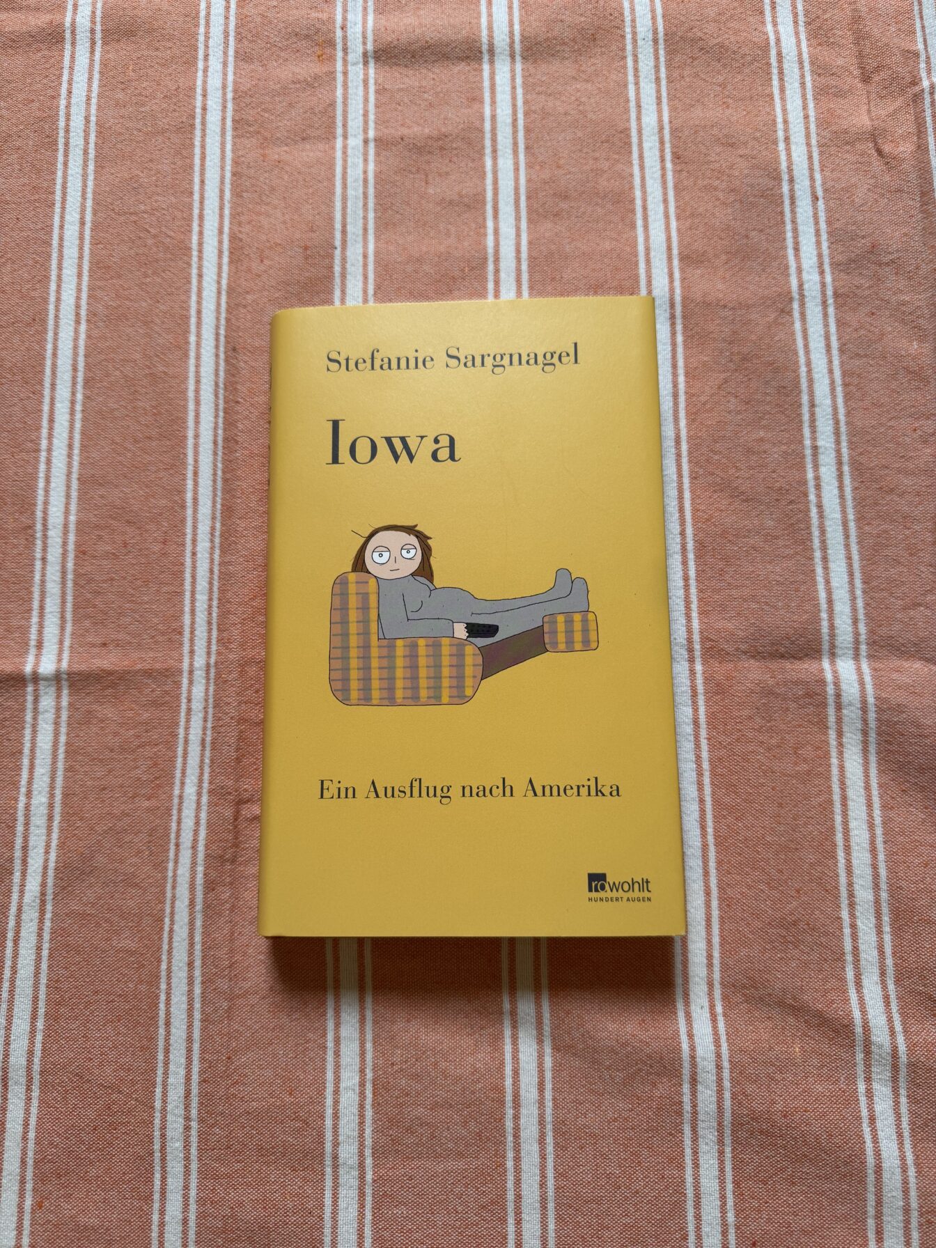 Buchtipp Iowa von Stefanie Sargnagel