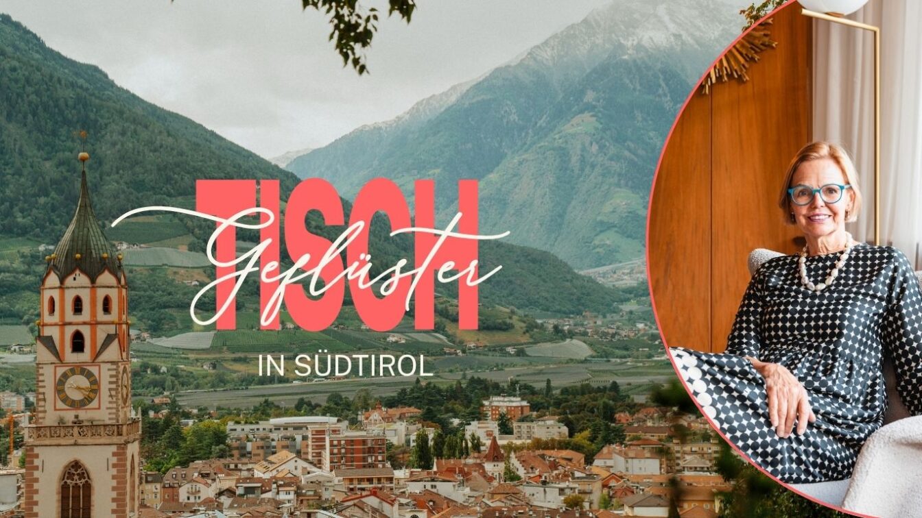 (c) frameduo & Lilli Wermuth | 1000things Blick über Meran in Südtirol mit Bergpanorama und Turm sowie das Portrait einer älteren Frau mit türkiser Brille.