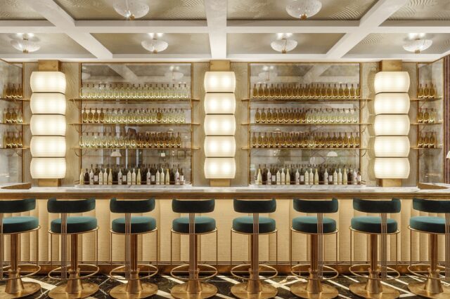 (c) Mandarin Oriental Vienna-Bar-View