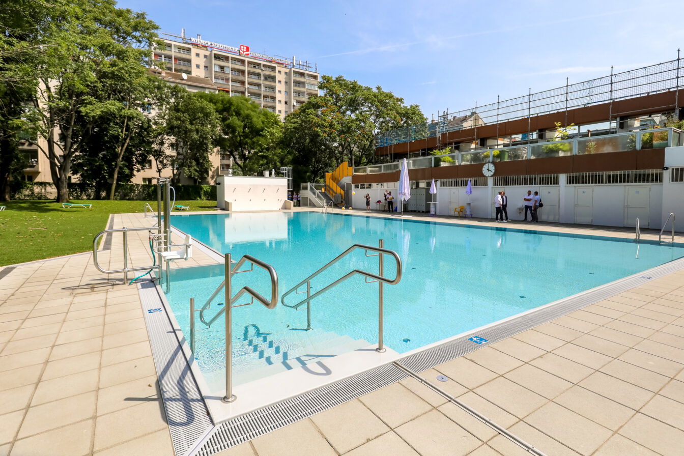 Freibad-Becken vom Brigittenauer Bad, 1200 Wien