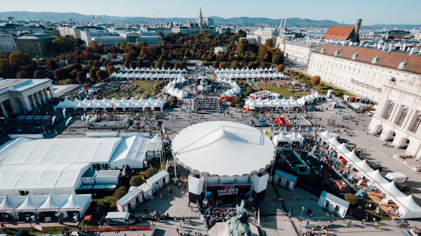 (c) BMWKMS | Michael Meindl Tag des Sport von oben am Wiener Heldenplatz (c) BMWKMS | Michael Meindl