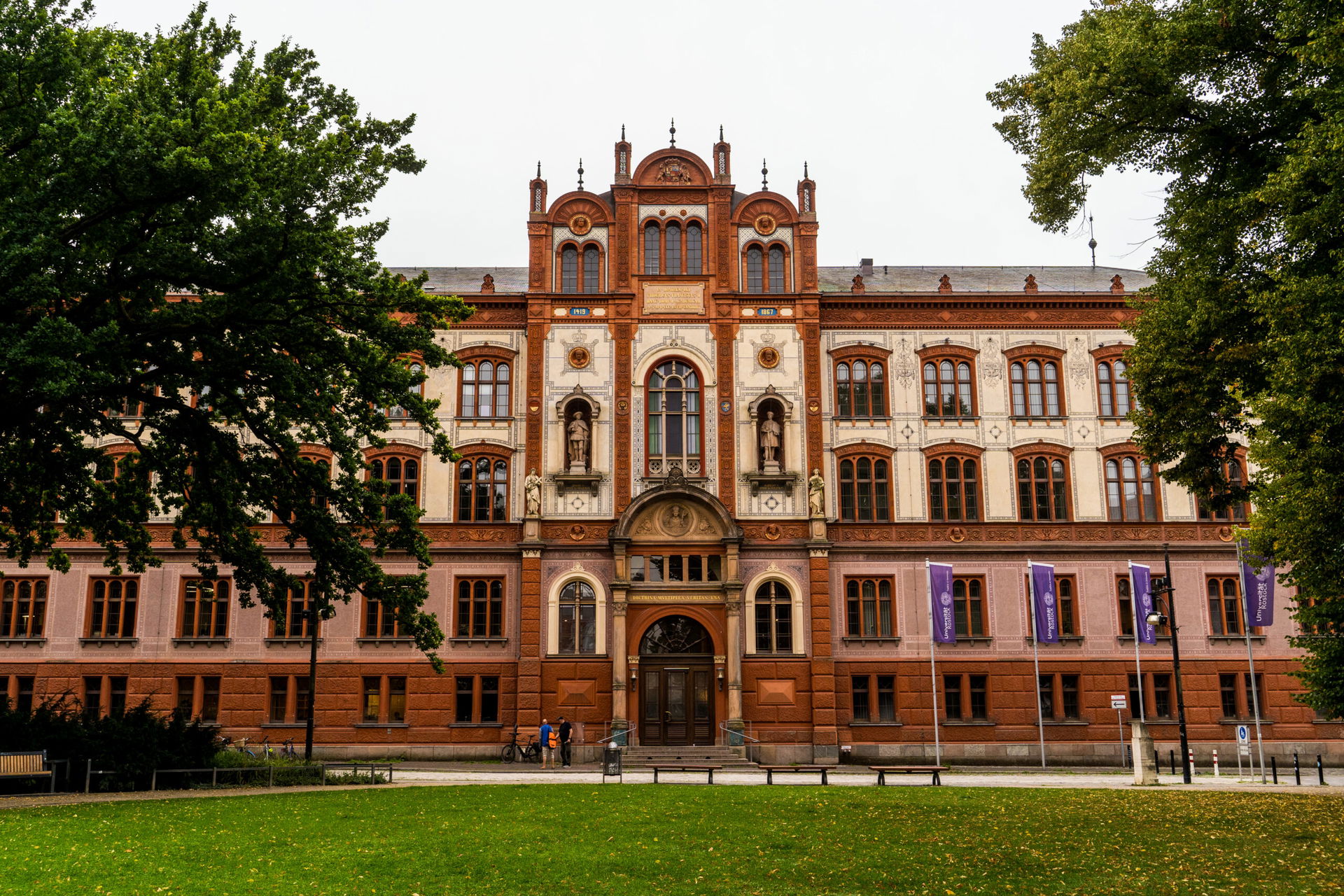 Universität Rostock (c) Daniel Leeb | 1000things