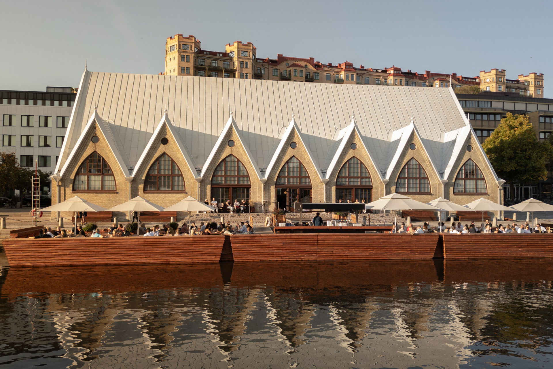 Das House of Vision vom Wasser aus in Göteburg.